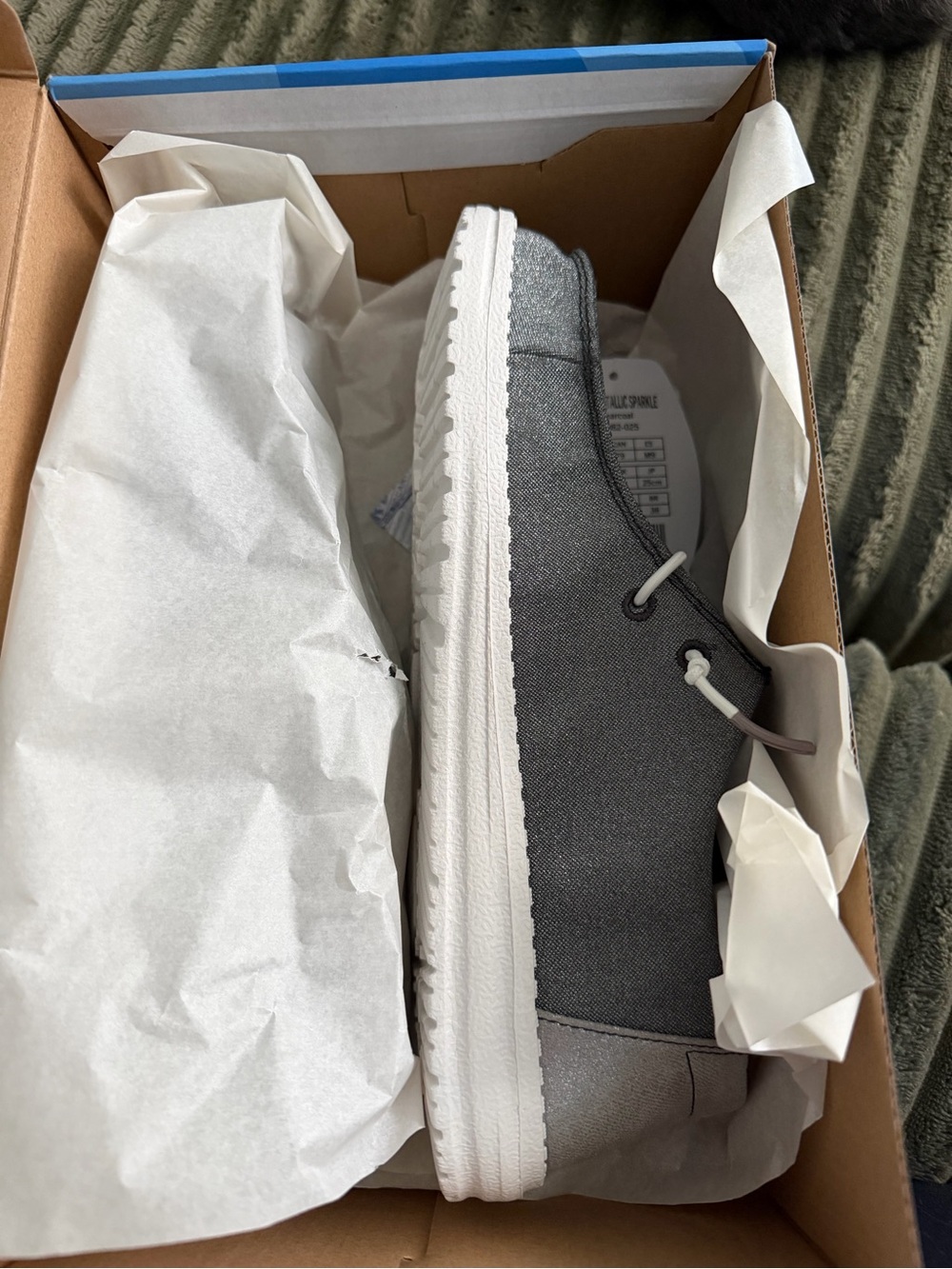 BNIB Hey Dude Silver Sparkle Shoes - Picture 3 of 7